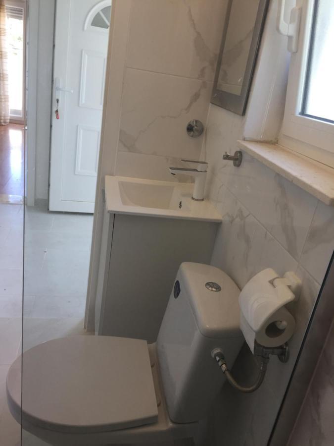 Apartment Remi, Penthouse With Balcony, Free Parking Marina Kültér fotó