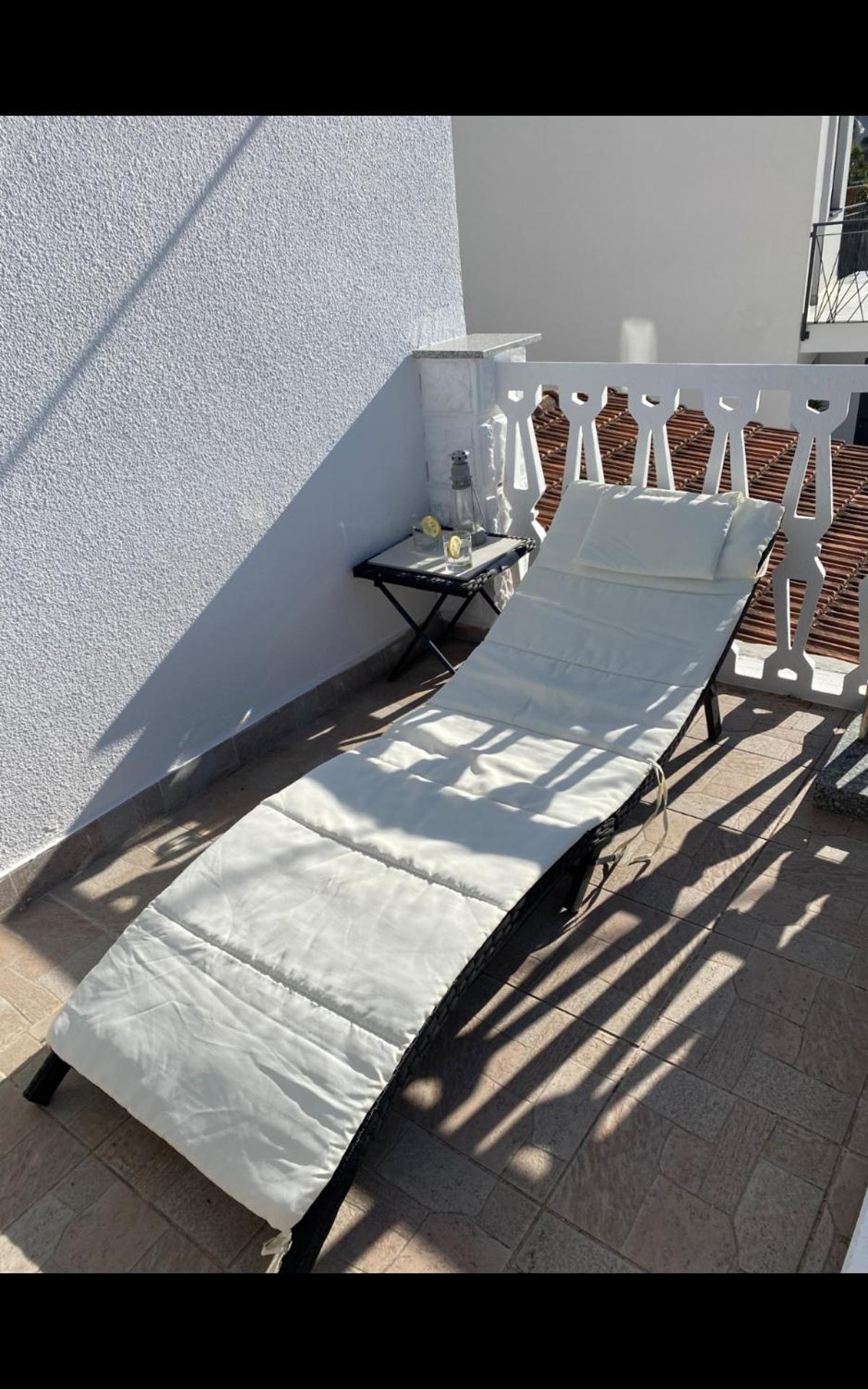 Apartment Remi, Penthouse With Balcony, Free Parking Marina Kültér fotó